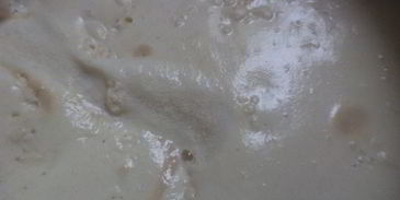 заварной кулич с вяленой вишней