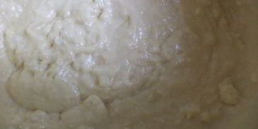 заварной кулич с вяленой вишней