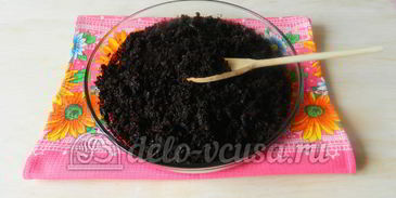 сладкая колбаска из бисквита