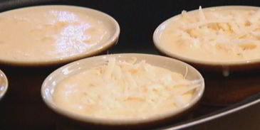 крабовое суфле с чеддером и пармезаном