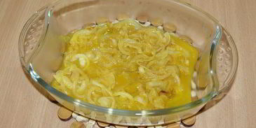 рыбка красная под суфле из сливочного сыра