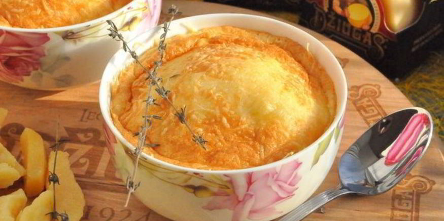 Рецепт суфле из козьего сыра и сыра джюгас с тимьяном