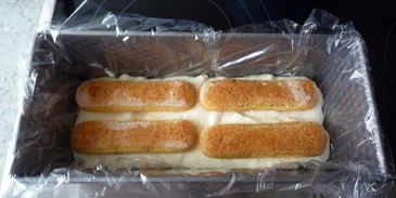 изысканный тирамису с яйчным ликером