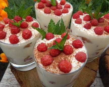 Малиновый тирамису