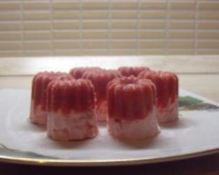 Замороженный клубничный десерт