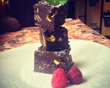 Брауни с вафлями и мятным зефиром