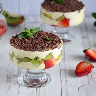 Фрукты в зефирном креме