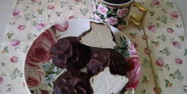 зефир малиновый в шоколаде