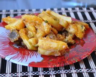 Азу из говядины с картошкой и солеными огурцами