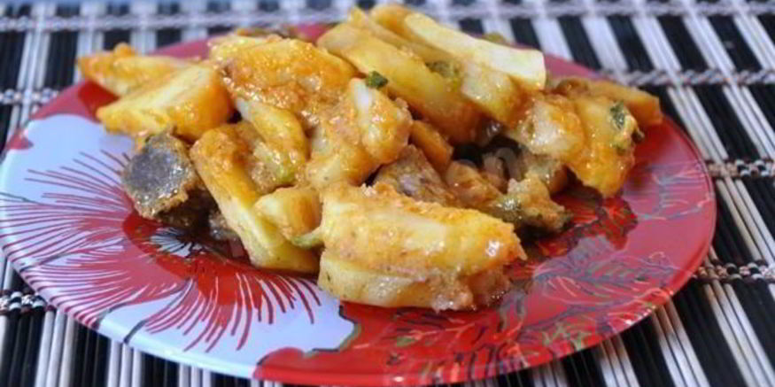 Рецепт азу из говядины с картошкой и солеными огурцами