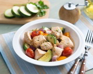 Азу из индейки с болгарским перцем в белом вине