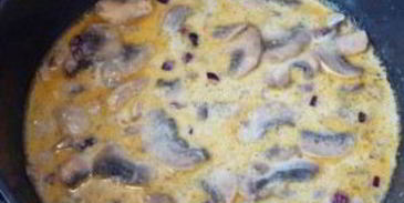 азу из индейки со сметаной