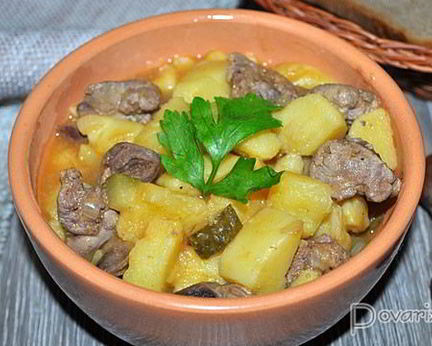 Азу из куриных потрошков