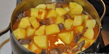 азу из куриных потрошков