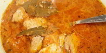 азу из свинины с подливкой