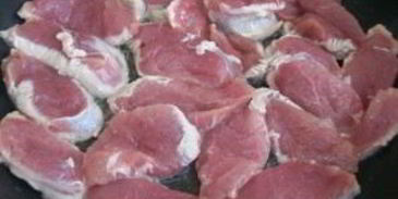 азу из свинины в горшочках