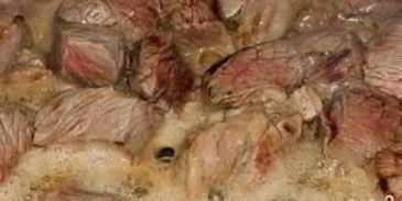 азу из свинины в горшочках