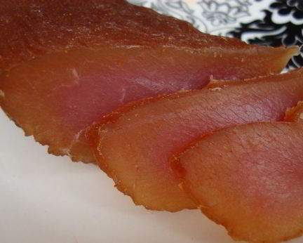 Бастурма из индейки с коньяком