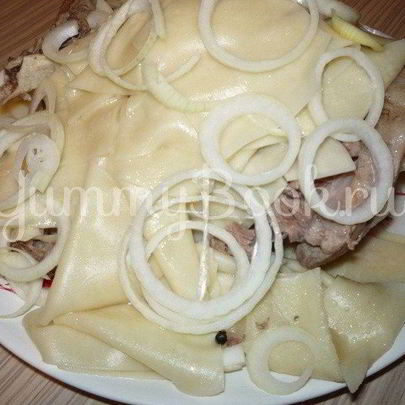 Бешбармак из баранины в мультиварке