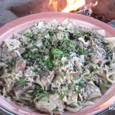 Бешбармак в казане