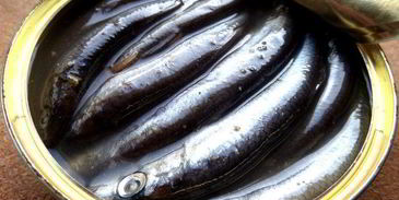 драники морковно-картофельные с килечкой