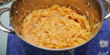 драники с грибным соусом