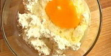 драники с начинкой из творога