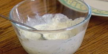 картофельно-свекольные драники с сыром бри