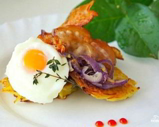 Картофельные драники с беконом