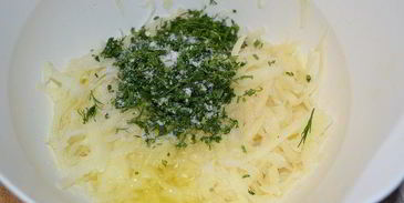 лосось на картофельном дранике