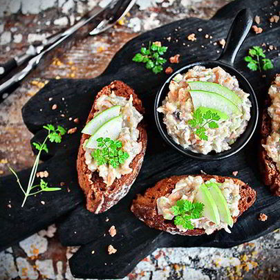 Форшмак из сельди с зеленым яблоком