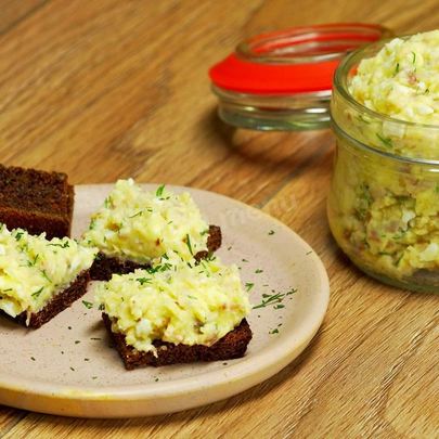 Форшмак из селедки с яблоком