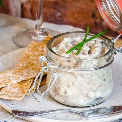 Форшмак с тостами