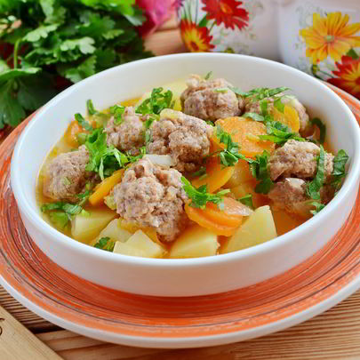 Альбондигас — фрикадельки с овощами