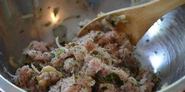 фрикадельки из индюшки в испанском стиле