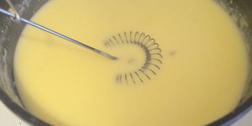 фрикадельки из свинины по-шведски в молочном соусе