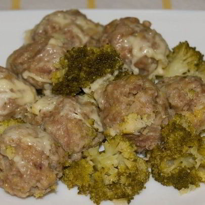 Фрикадельки на пару