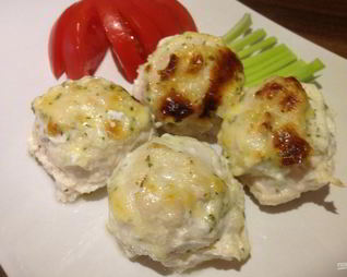 Фрикадельки под соусом в духовке