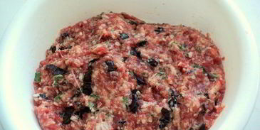 фрикадельки с базиликом и овощами