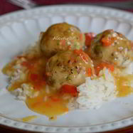 Рецепт Фрикаделек с фисташками из индюшатины под апельсиновым соусом