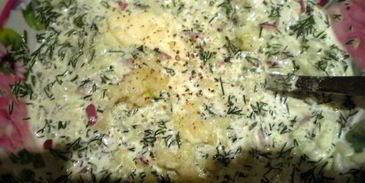 фрикадельки с цедрой лимона и огуречным соусом