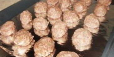 фрикадельки в духовке с подливкой