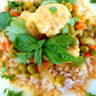 Фрикадельки в кокосовом молоке