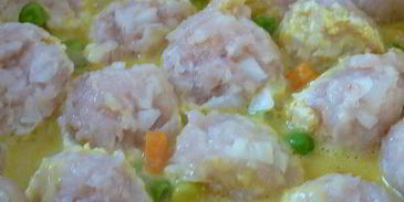 фрикадельки в кокосовом молоке