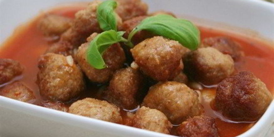 Рецепт фрикаделек в луково-морковном соусе по-мадридски