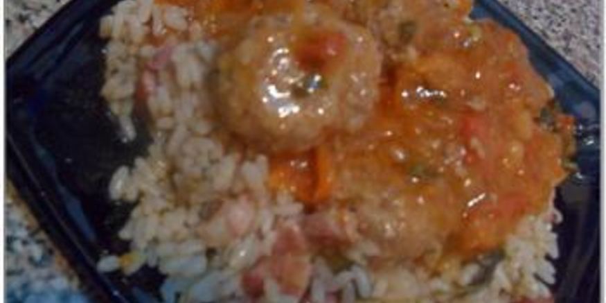 Рецепт фрикаделек в томатном соусе с пикантным рисом