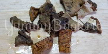 картофель с грибами и фрикадельками в горшочках