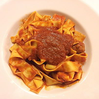 Паста паппарделле с фрикадельками