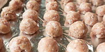 паста с фрикадельками и овощами