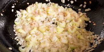 паста с фрикадельками и овощами